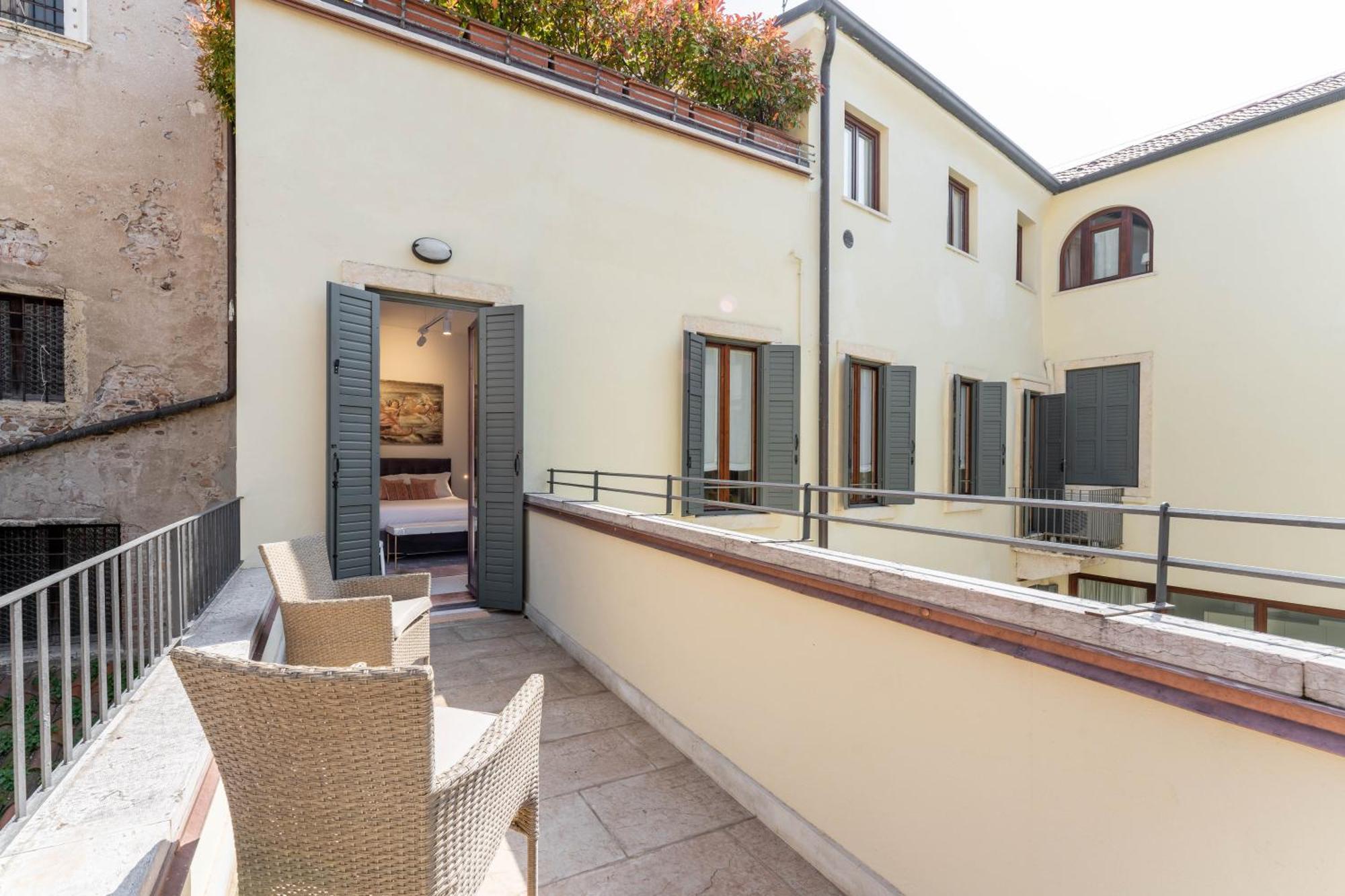 Palazzo Venier Apartment Verona Exterior photo